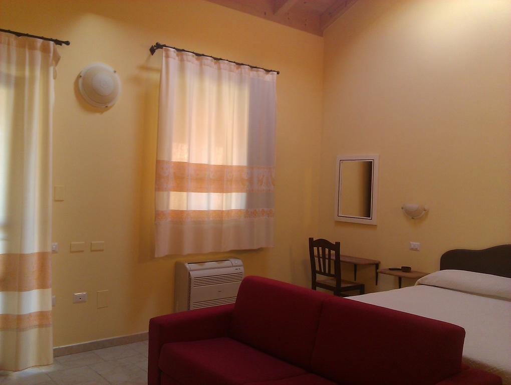 La Corte Dei Rei Apart otel Castiadas Oda fotoğraf
